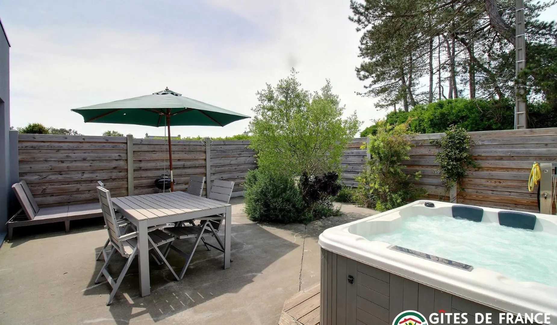 Villa Le Nid Des Dunes & Spa 2 Gites Ecologiques Santec 0*,  Frankrijk