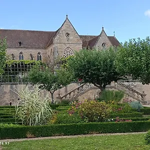 https://la-halte-du-clos.hotels-rhonealpes.com